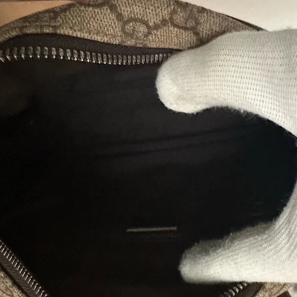Gucci Crossbody Bag - Picture 14 of 16
